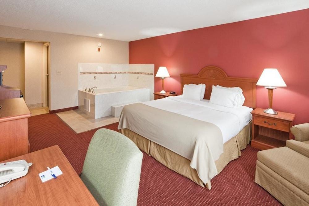Holiday Inn Express Cincinnati-Lawrenceburg Εξωτερικό φωτογραφία