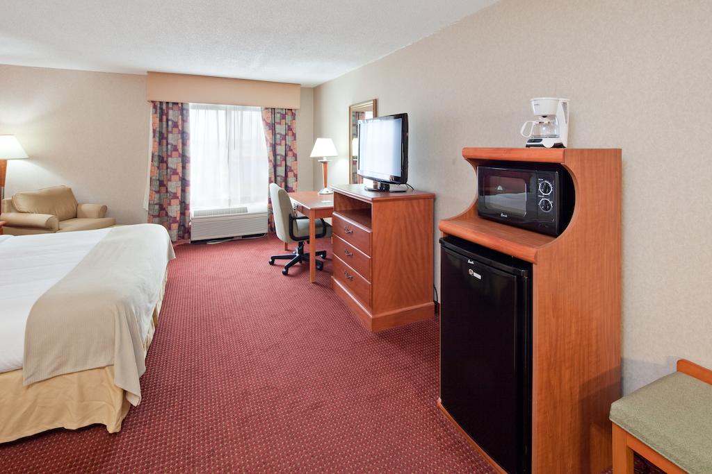 Holiday Inn Express Cincinnati-Lawrenceburg Εξωτερικό φωτογραφία