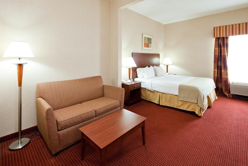 Holiday Inn Express Cincinnati-Lawrenceburg Εξωτερικό φωτογραφία