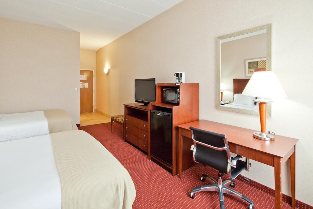 Holiday Inn Express Cincinnati-Lawrenceburg Εξωτερικό φωτογραφία